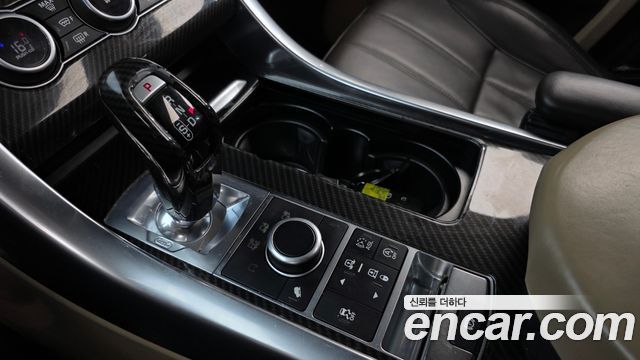 Land Rover Range Rover Sport 3.0 SDV6 HSE 다이나믹 2016 thumbnail 9