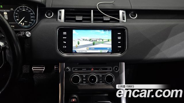 Land Rover Range Rover Sport 3.0 SDV6 HSE 다이나믹 2014 thumbnail 14