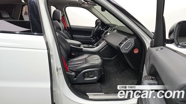 Land Rover Range Rover Sport 3.0 SDV6 HSE 다이나믹 2014 thumbnail 11