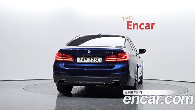 BMW 5-Series 520d M 스포츠 스페셜 에디션 2018 thumbnail 4