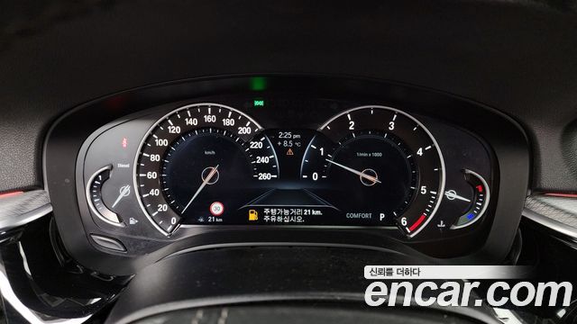 BMW 5-Series 520d M 스포츠 스페셜 에디션 2018 thumbnail 8