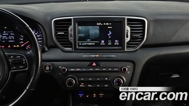 Kia Sportage 디젤 2.0 2WD 프레스티지 2018 thumbnail 15