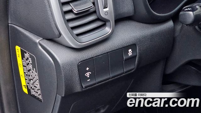 Kia Sportage 디젤 2.0 2WD 프레스티지 2018 thumbnail 14