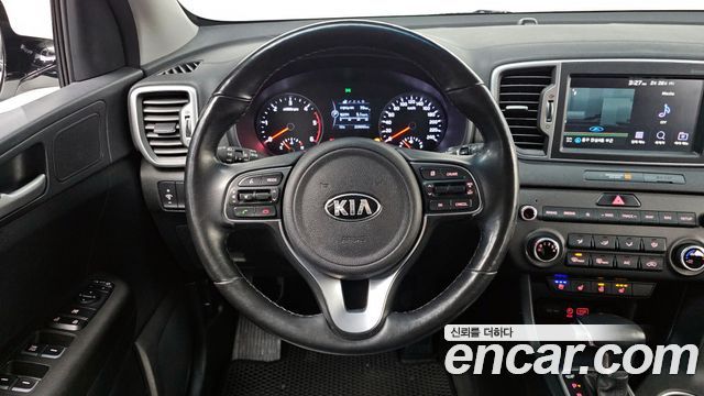 Kia Sportage 디젤 2.0 2WD 프레스티지 2018 thumbnail 13