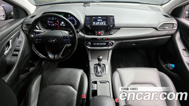Hyundai i30 디젤 1.6 2017 thumbnail 7
