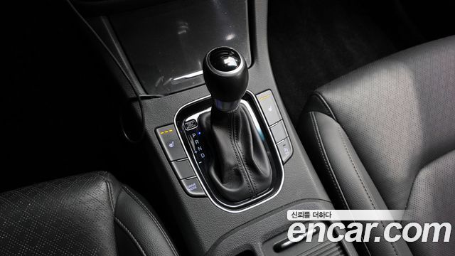 Hyundai i30 디젤 1.6 2017 thumbnail 9