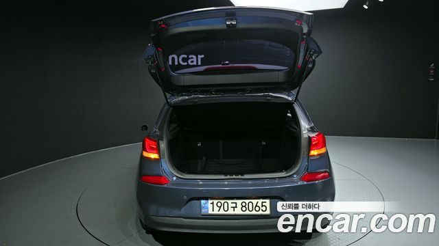 Hyundai i30 디젤 1.6 2017 thumbnail 20