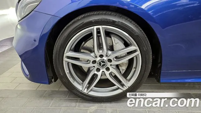 Mercedes-Benz E-Class E220d 2020 Кабрио  thumbnail 10