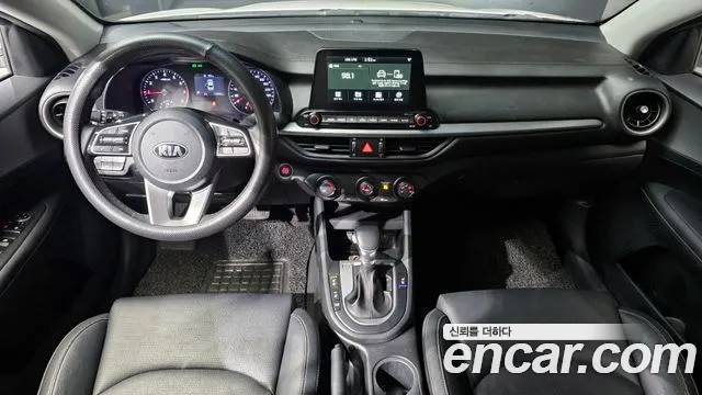 Kia K3 Luxury 2019 thumbnail 4