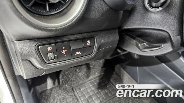 Kia K3 Luxury 2019 thumbnail 14