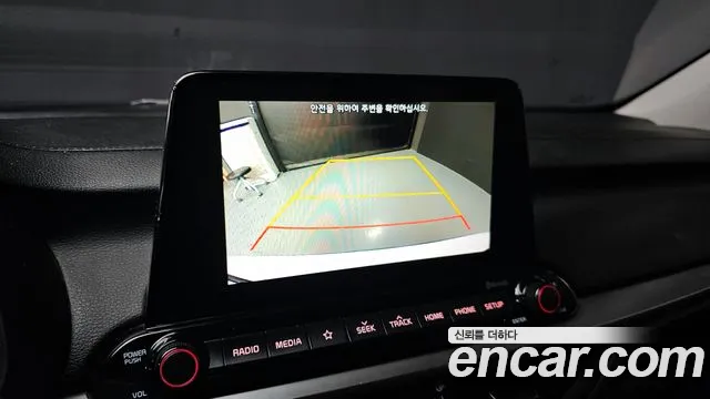 Kia K3 Luxury 2019 thumbnail 18