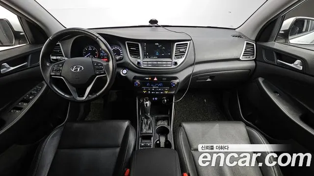 Hyundai Tucson 디젤 2.0 2WD 2017 thumbnail 17