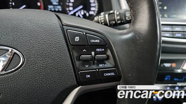 Hyundai Tucson 디젤 2.0 2WD 2017 thumbnail 11