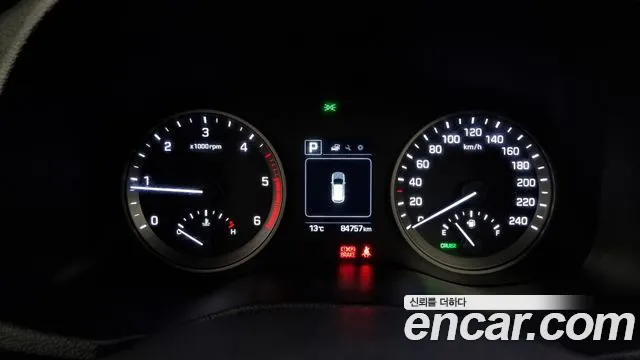 Hyundai Tucson 디젤 2.0 2WD 2016 thumbnail 12