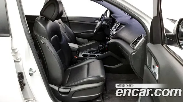 Hyundai Tucson 디젤 2.0 2WD 2016 thumbnail 16