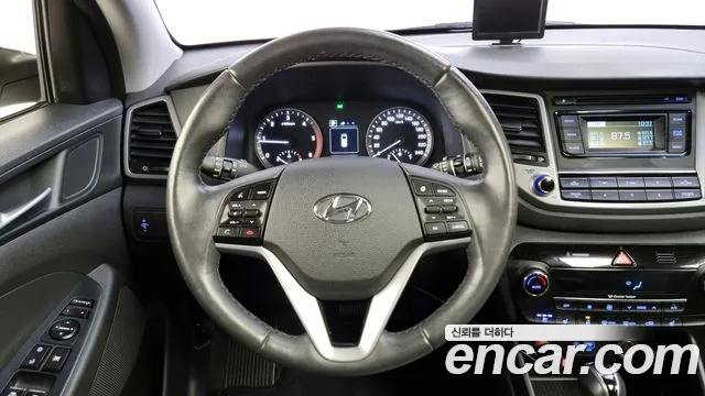 Hyundai Tucson 디젤 2.0 2WD 2016 thumbnail 9