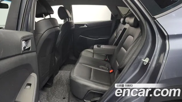 Hyundai Tucson 2.0 2WD 2017 thumbnail 19