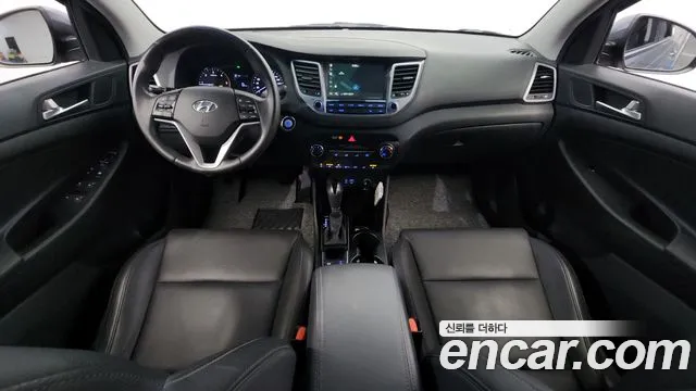 Hyundai Tucson 2.0 2WD 2017 thumbnail 18