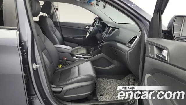 Hyundai Tucson 2.0 2WD 2017 thumbnail 17