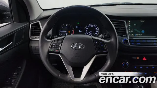 Hyundai Tucson 2.0 2WD 2017 thumbnail 10