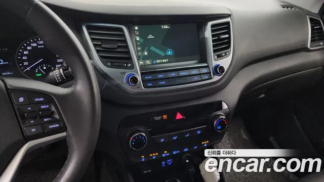 Hyundai Tucson 2.0 2WD 2017 thumbnail 13
