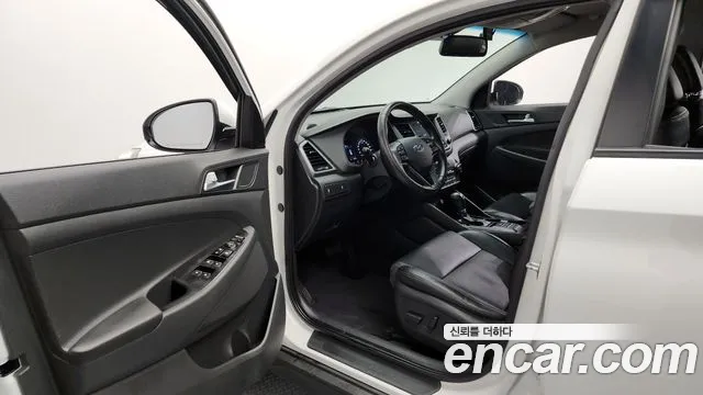 Hyundai Tucson 2.0 4WD 2016 thumbnail 8