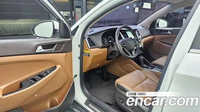 Hyundai Tucson 2.0 4WD 2017 thumbnail 7