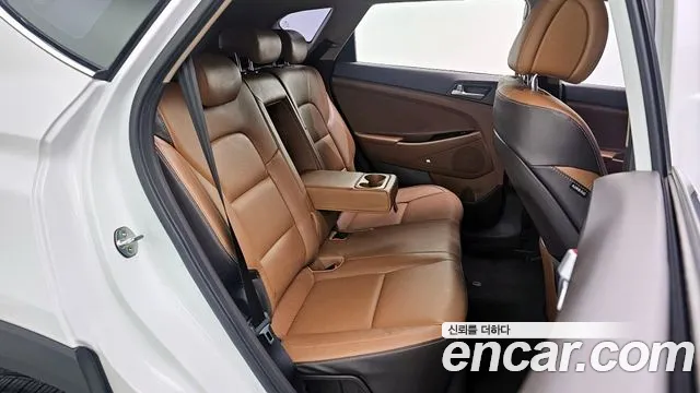 Hyundai Tucson 2.0 4WD 2017 thumbnail 18
