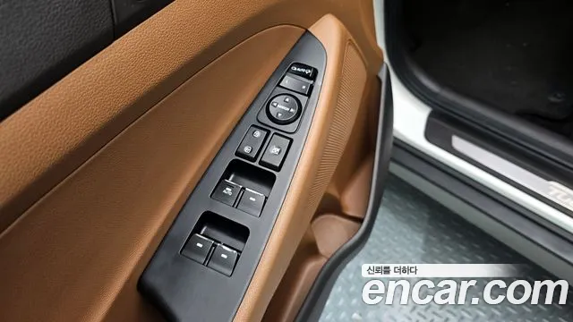 Hyundai Tucson 2.0 4WD 2017 thumbnail 8