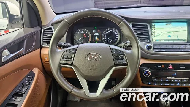 Hyundai Tucson 2.0 4WD 2017 thumbnail 9