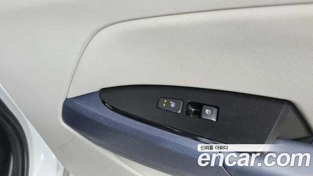 Kia Sportage gasoline 1.6 Signature 2WD 2022 thumbnail 18