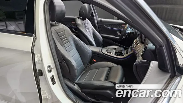 Mercedes-Benz E-Class E350 4MATIC AMG Line 2021 thumbnail 6