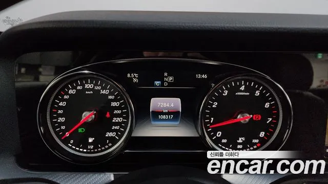 Mercedes-Benz E-Class E250  2020 thumbnail 16