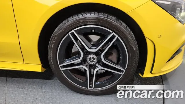 Mercedes-Benz CLA-Class CLA250 4MATIC 2021 thumbnail 6