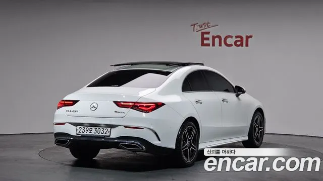 Mercedes-Benz CLA-Class CLA250 4MATIC 2020 thumbnail 3