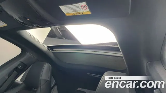 Mercedes-Benz CLA-Class CLA250 4MATIC AMG Line 2017 thumbnail 14