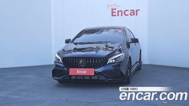 Mercedes-Benz CLA-Class CLA220 AMG Line 2018 thumbnail 14