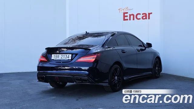Mercedes-Benz CLA-Class CLA220 AMG Line 2018 thumbnail 26