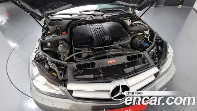 Mercedes-Benz C-Class C220 CDI 2013 thumbnail 6