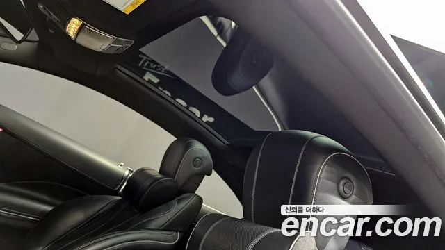 Mercedes-Benz S-Class S63 AMG 4MATIC Coupe 2017 thumbnail 16