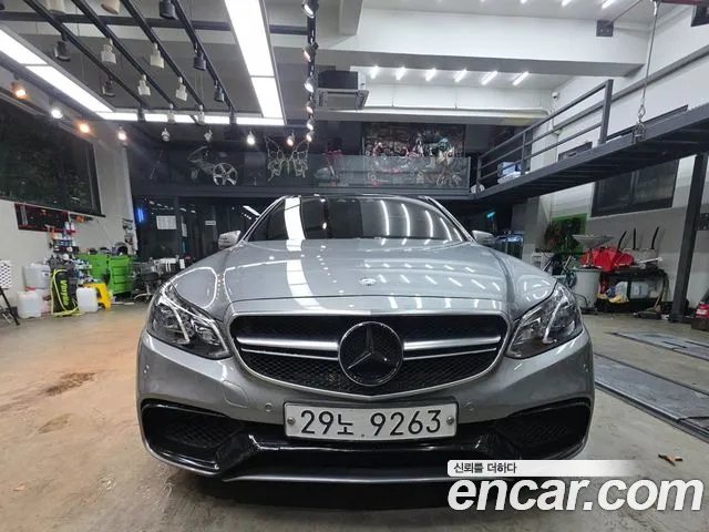 Mercedes-Benz E-Class E63 AMG 4MATIC 2014 - Image 1