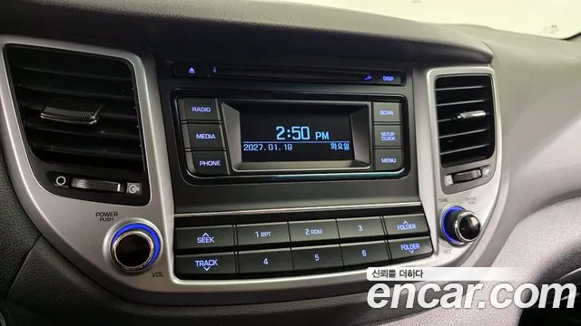 Hyundai Tucson  2WD 2018 thumbnail 2