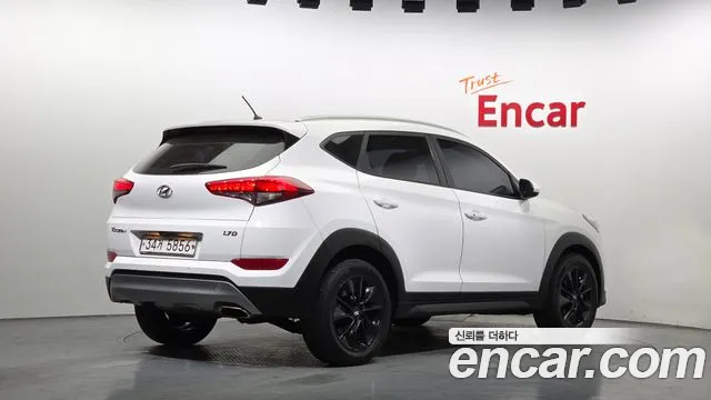 Hyundai Tucson  2WD 2018 thumbnail 4