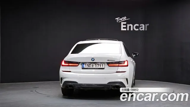 BMW 3-Series M340i 2021 thumbnail 4