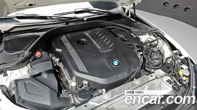 BMW 3-Series M340i 2021 thumbnail 5