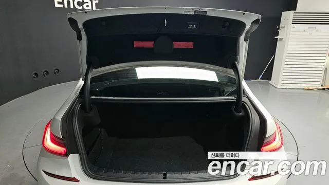 BMW 3-Series M340i 2021 thumbnail 20