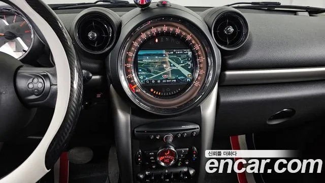 Mini Countryman ALL4 2015 thumbnail 11