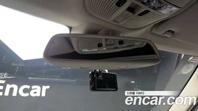 Mercedes-Benz C-Class C200 d 2018 thumbnail 18