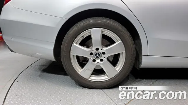 Mercedes-Benz C-Class C200 d 2018 thumbnail 20