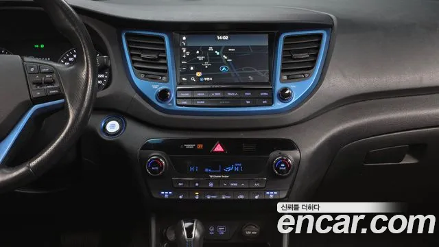 Hyundai Tucson 1.7 2WD 2017 thumbnail 12